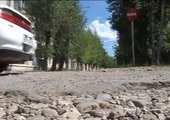 В Арсеньеве не могут отремонтировать главную дорогу