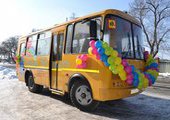 В Лесозаводске центру содействия семейному устройству подарили новый автобус