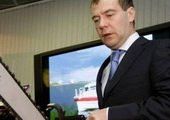 Медведев: "С этим бардаком надо кончать"