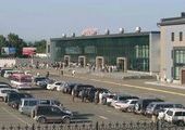 Аэропорт Владивостока "заминировали" за долги пассажира