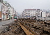 Демонтаж путей в центре Владивостока: работа кипит на выходных