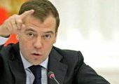 Медведев раскритиковал оппозицию