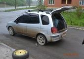 Неизвестные устроили автомобилям жителей Владивостока "ночь длинных ножей"