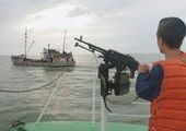 В Японском море пограничники обстреляли китайскую шхуну браконьеров