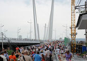 В понедельник во Владивостоке на мосту через Золотой Рог запустят движение личного автотранспорта