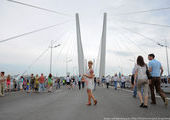 В понедельник во Владивостоке на мосту через Золотой Рог запустят движение личного автотранспорта