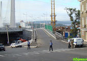 Мост через бухту Золотой Рог во Владивостоке перекрыли из-за угрозы взрыва
