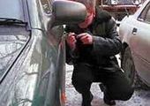 В Приморье уголовник учил детей угонять машины