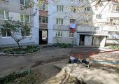 УК во Владивостоке оставила дырявой крышу в доме, где делала ремонт за 14 млн рублей